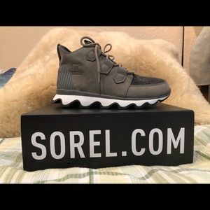 NEW Sorel Womens Kinetic Caribou Boot  Waterproof